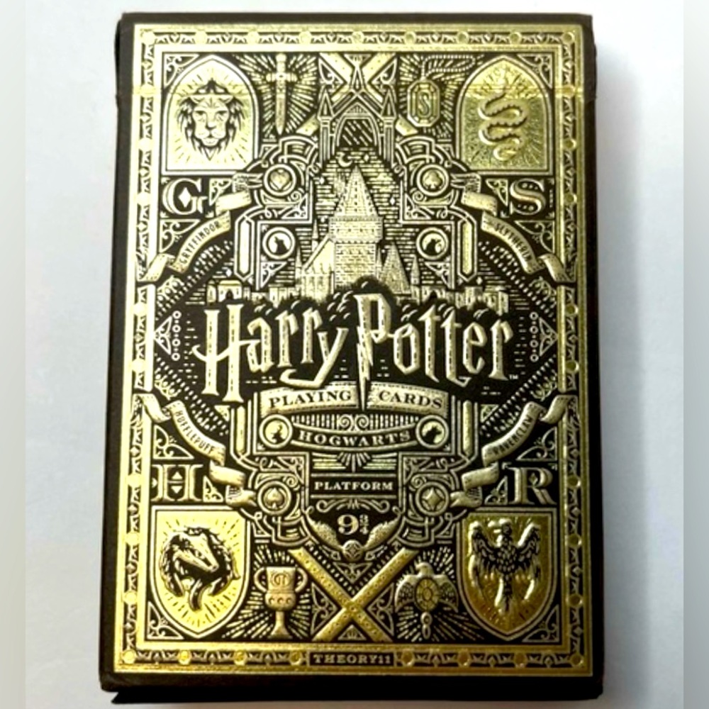 Warner Bros. The Wizarding World of Harry Potter TheoryII Playing Cards New!